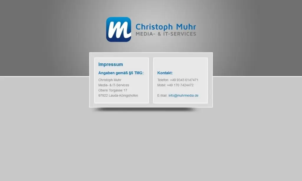 Zweite "Coming soon" Version meiner Website von September 2014. Immerhin schon mit eigenem Logo.